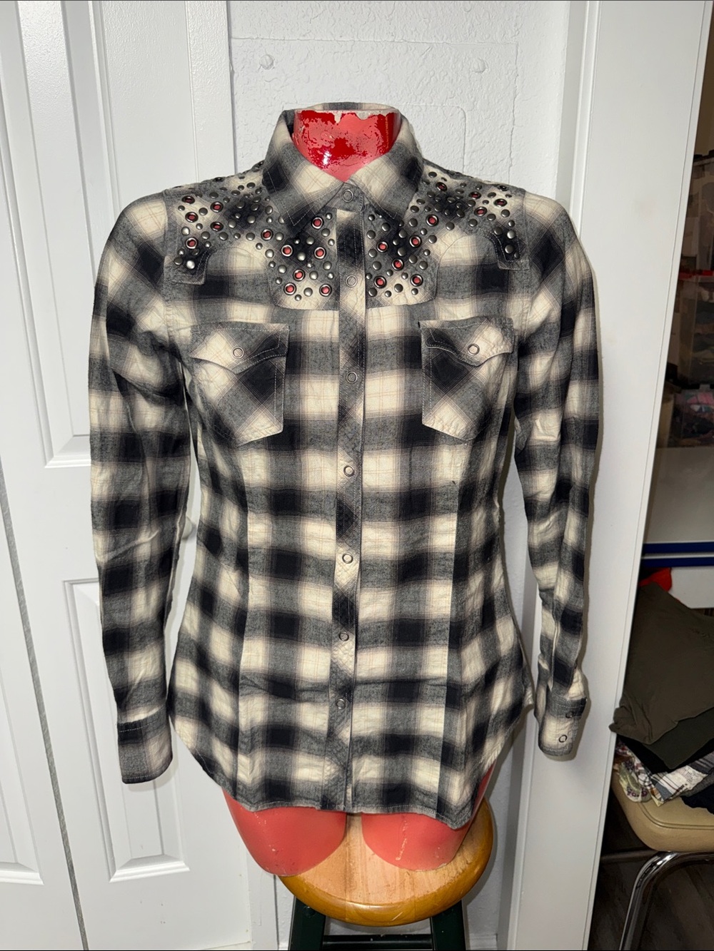 Stetson studded button shirt top blouse